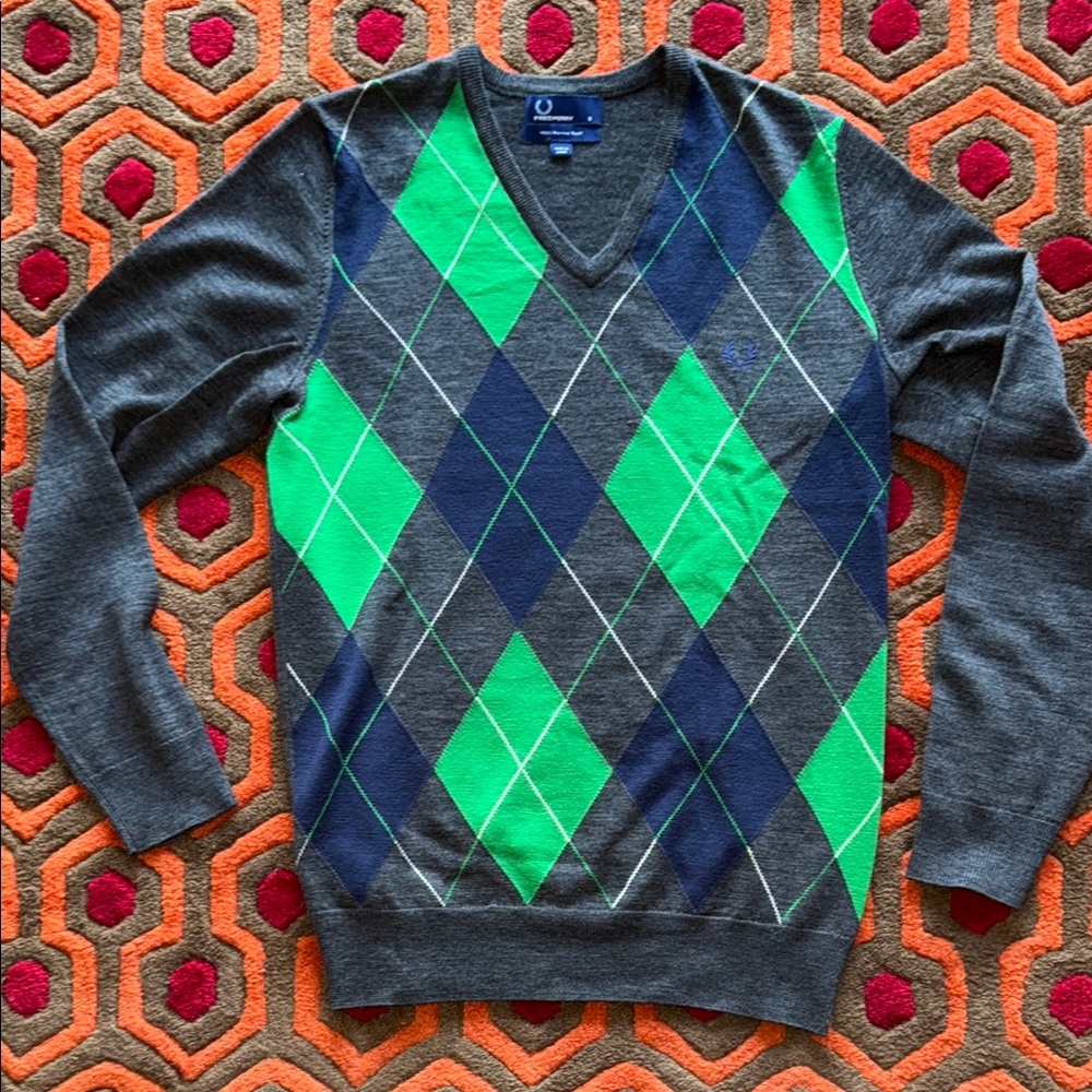 MAKE OFFER! Fred Perry V-Neck Sweater Gray Green Argyle Wool Sweater Men's SM